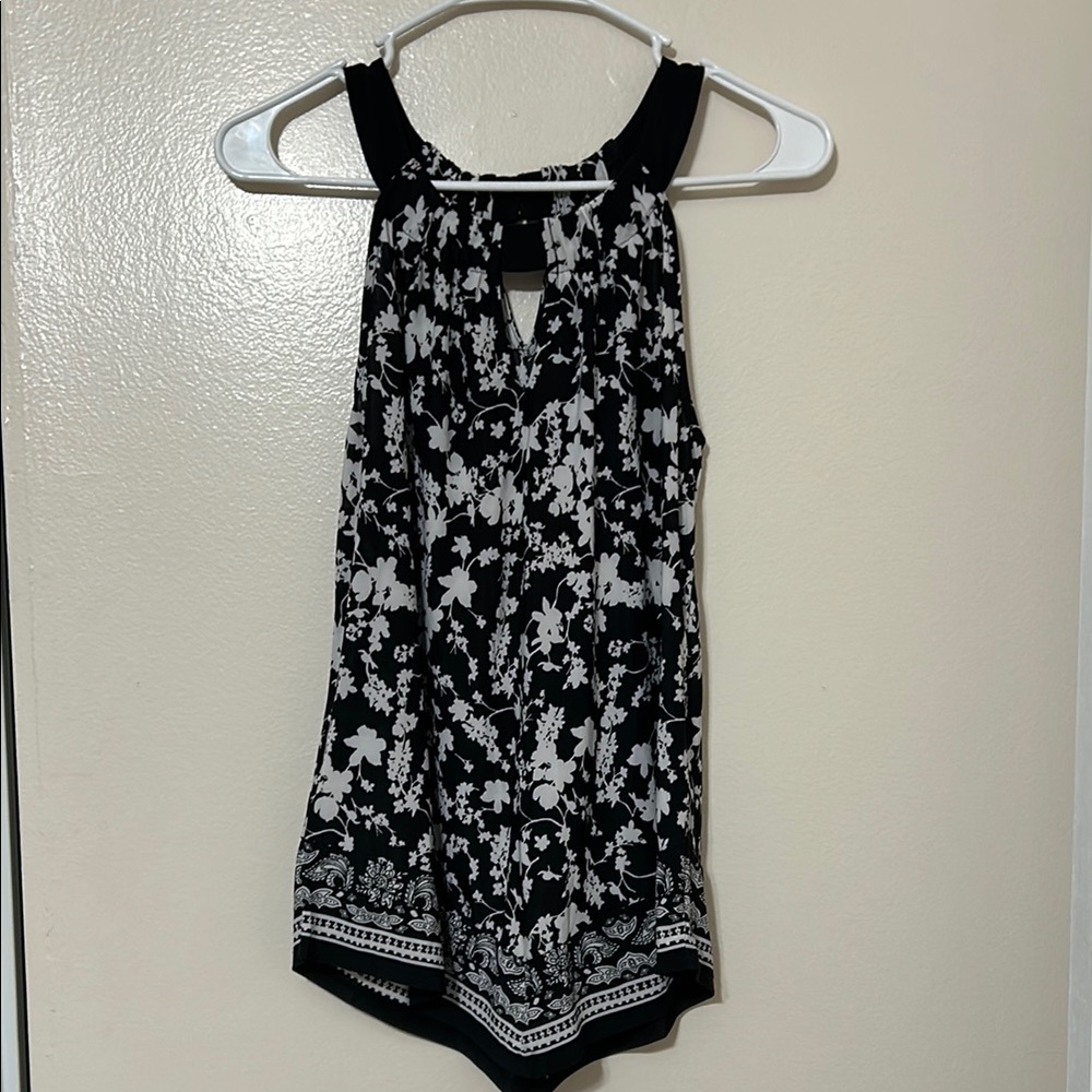 Black and White Floral INC Women's Top